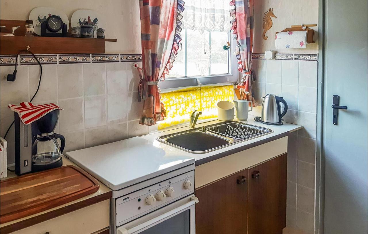 1 Bedroom Gorgeous Home In Loissin Экстерьер фото